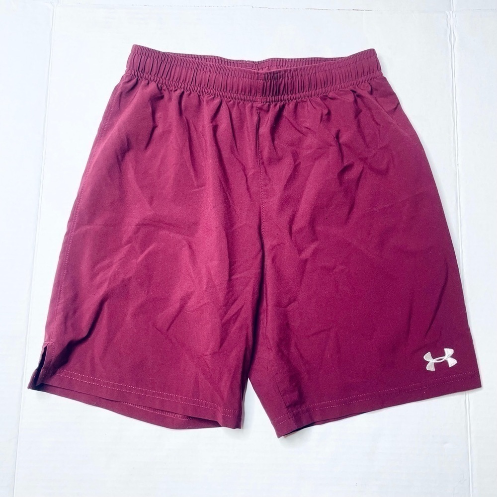 Under Armour Kid’s Burgundy Red Loose Fit Elastic Waist Athletic Shorts Size YMD